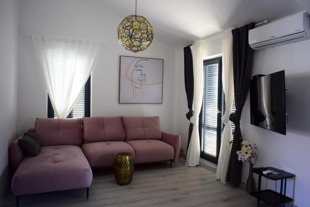 Apartmani Lavin Malinska Eksteriør billede