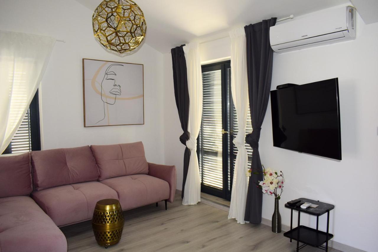 Apartmani Lavin Malinska Eksteriør billede